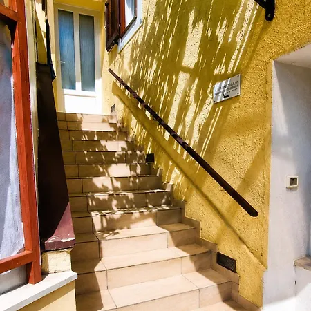 Batelan Apartment Brsec
