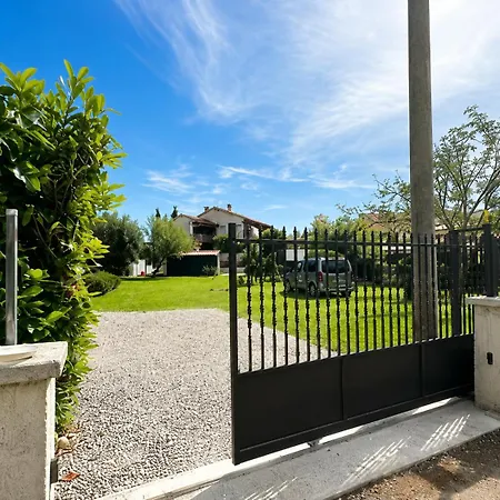Batelan Apartment *